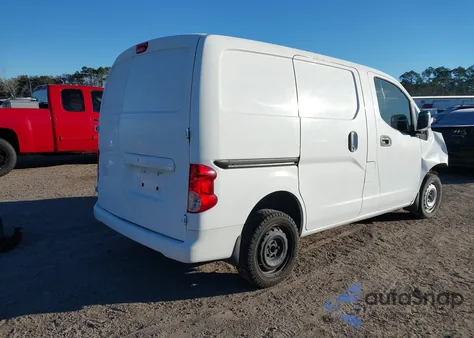 2015 Nissan Nv200 Sv z USA, uszkodzony, nr VIN 3N6CM0KN0FK716924